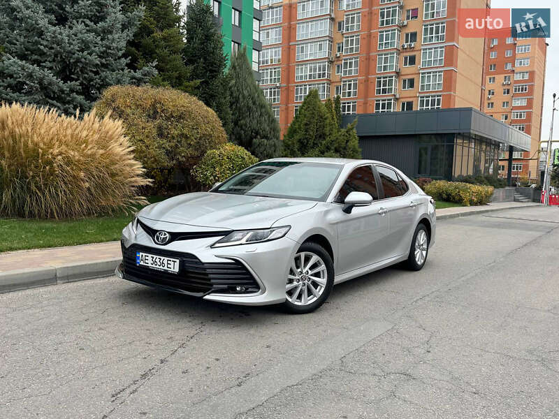 2021 toyota camry