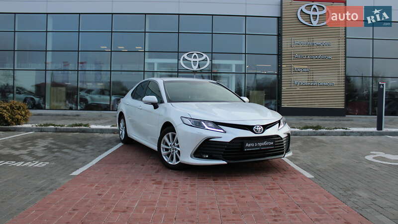 2023 toyota camry