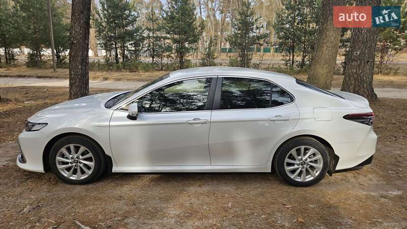 2021 toyota camry