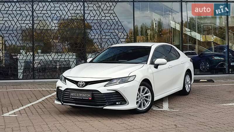 2021 toyota camry