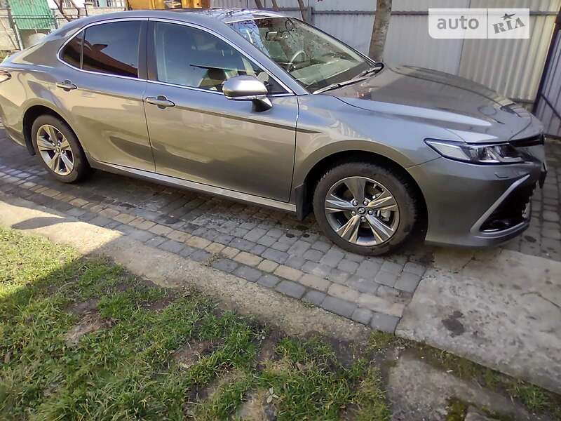 2022 toyota camry