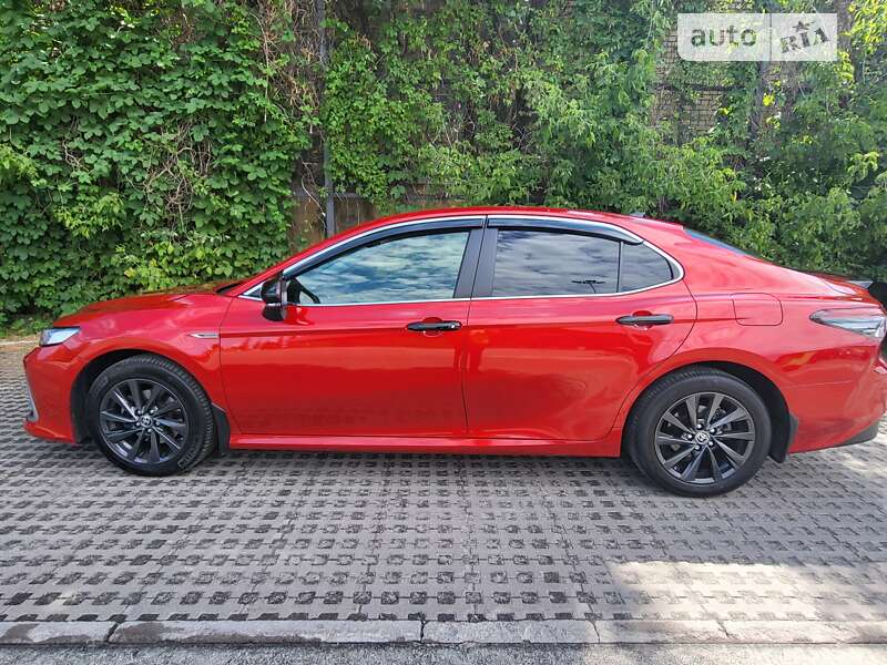 2021 toyota camry