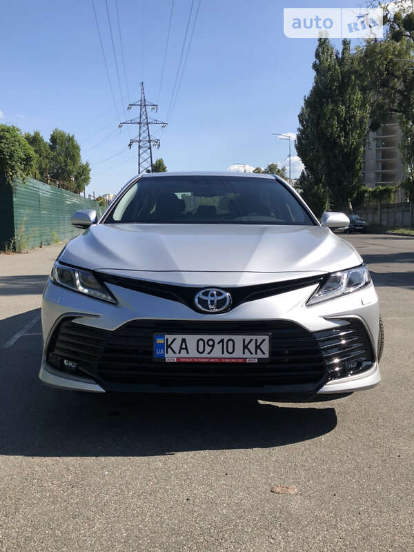 2022 toyota camry