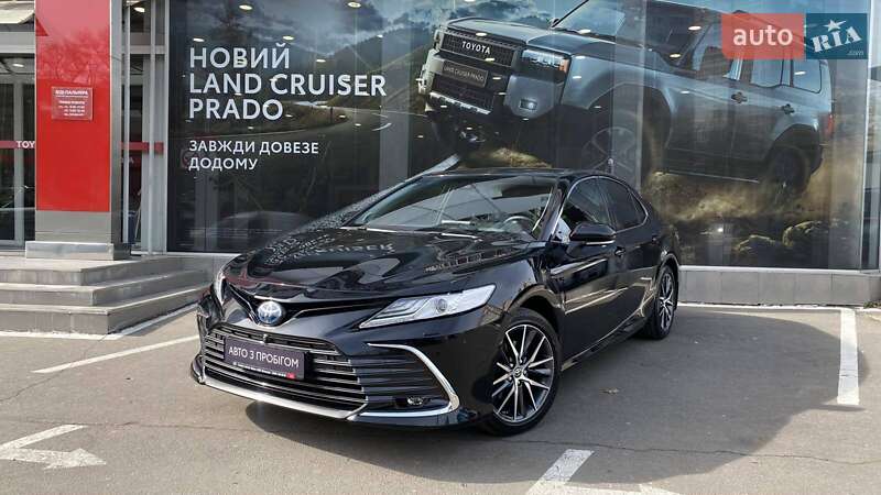 2021 toyota camry
