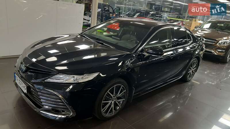 2021 toyota camry