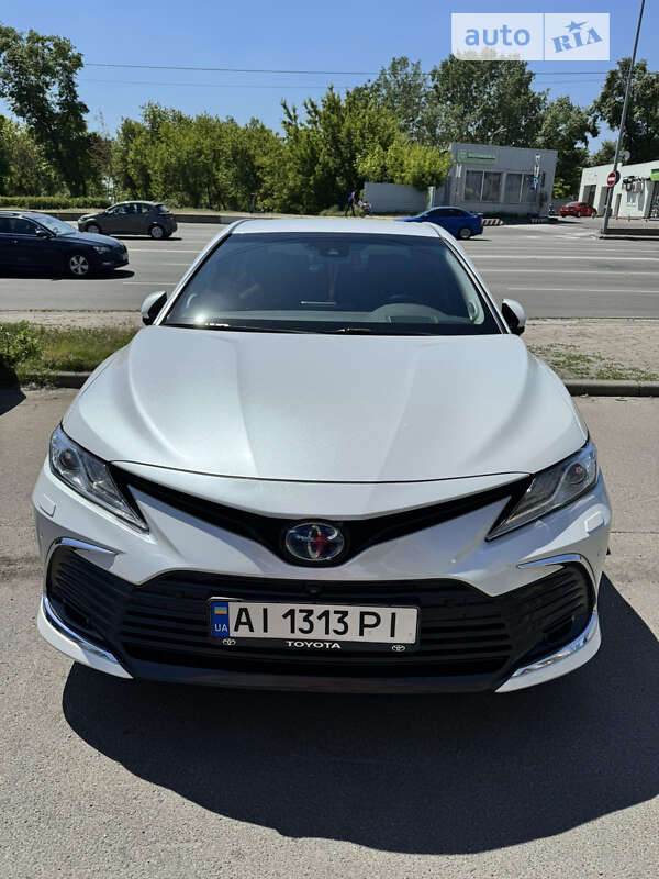 2021 toyota camry