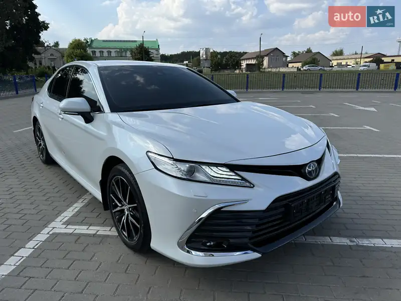 2021 toyota camry