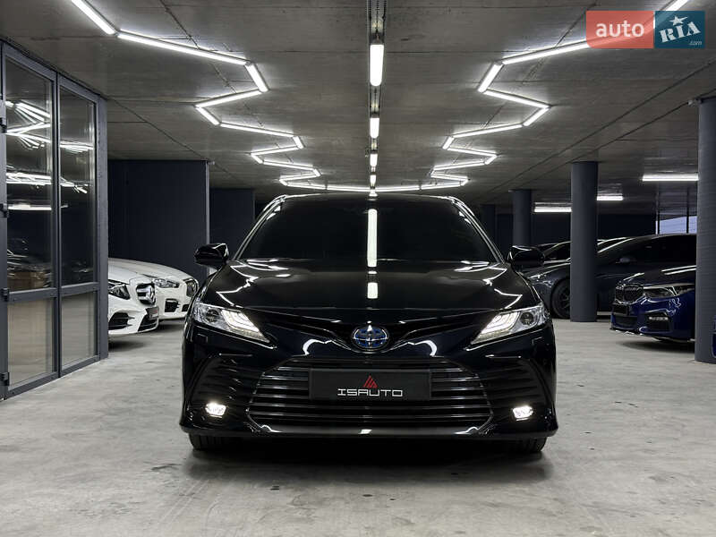 2021 toyota camry