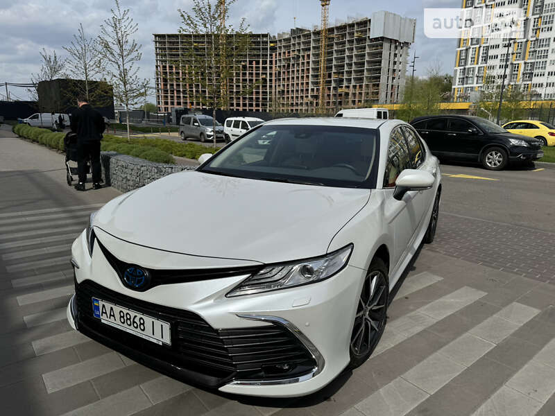 2021 toyota camry