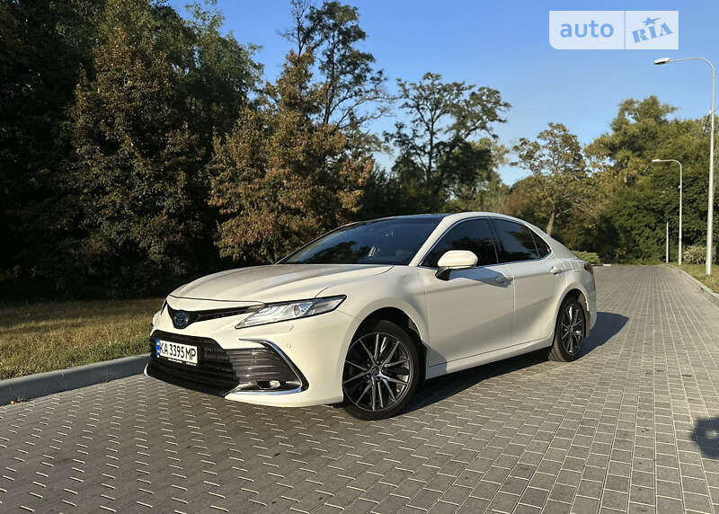 2022 toyota camry