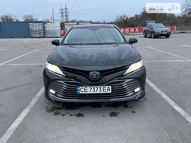 2019 toyota camry