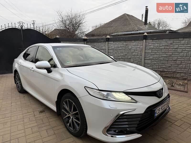 2021 toyota camry