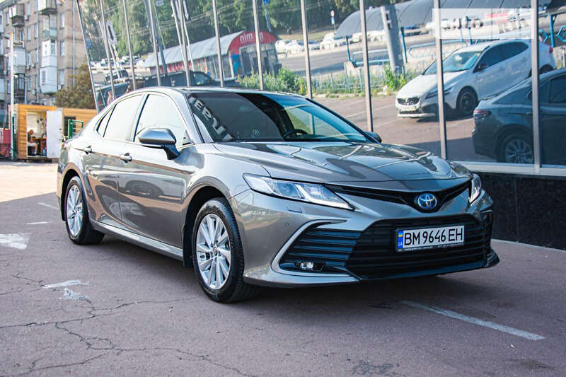 2021 toyota camry