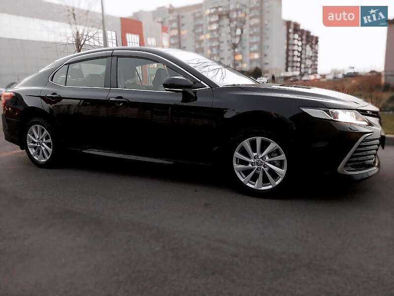 2021 toyota camry