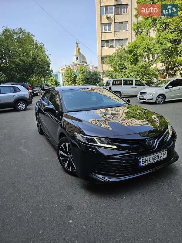 2020 toyota camry