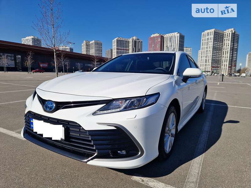 2021 toyota camry