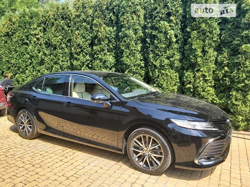 2021 toyota camry