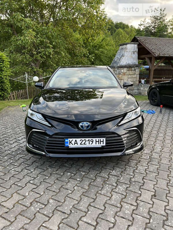 2021 toyota camry