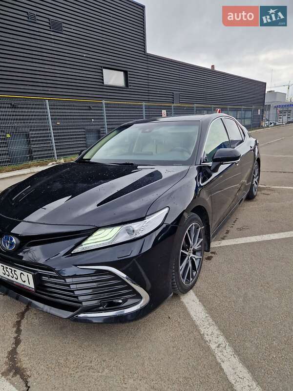 2021 toyota camry