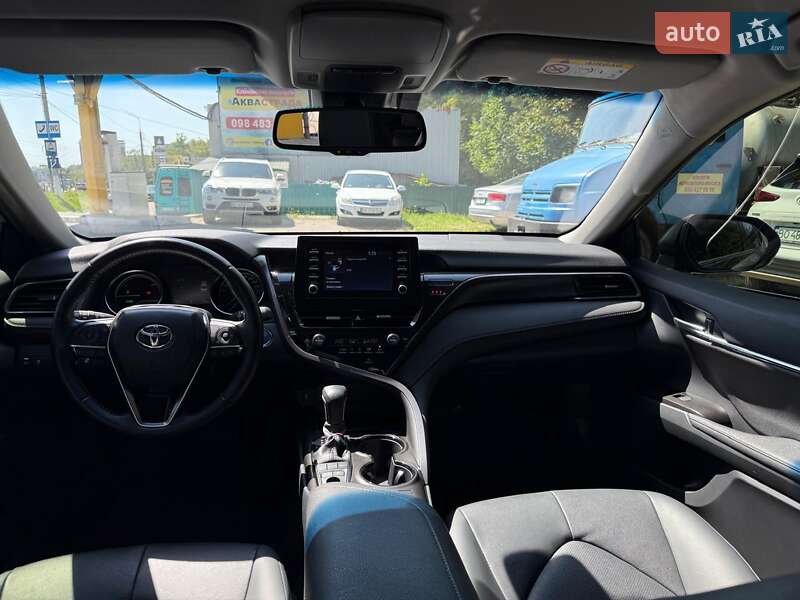 2022 toyota camry