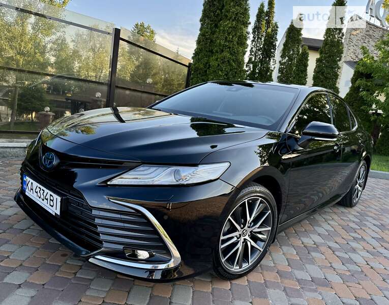 2021 toyota camry