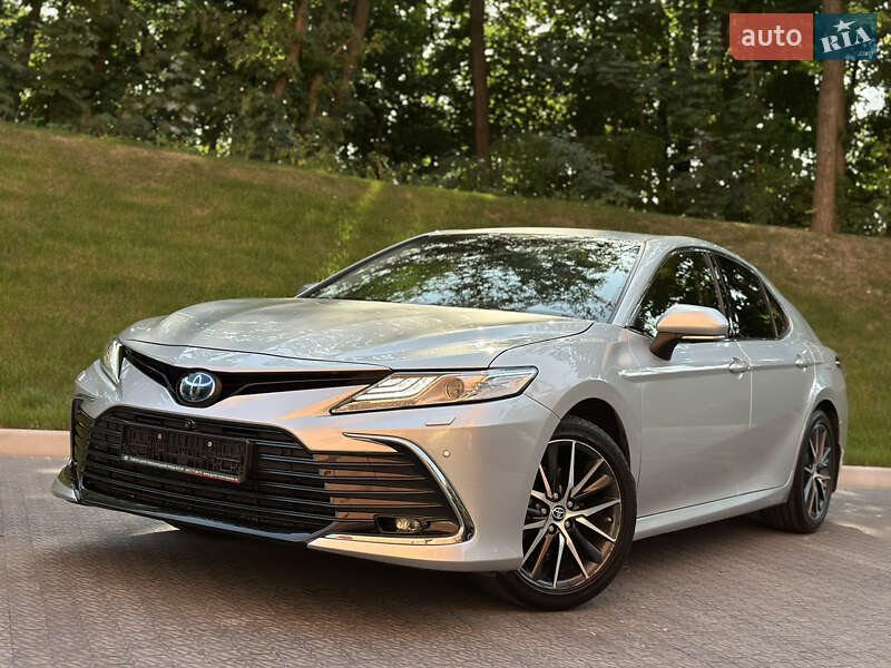 2021 toyota camry