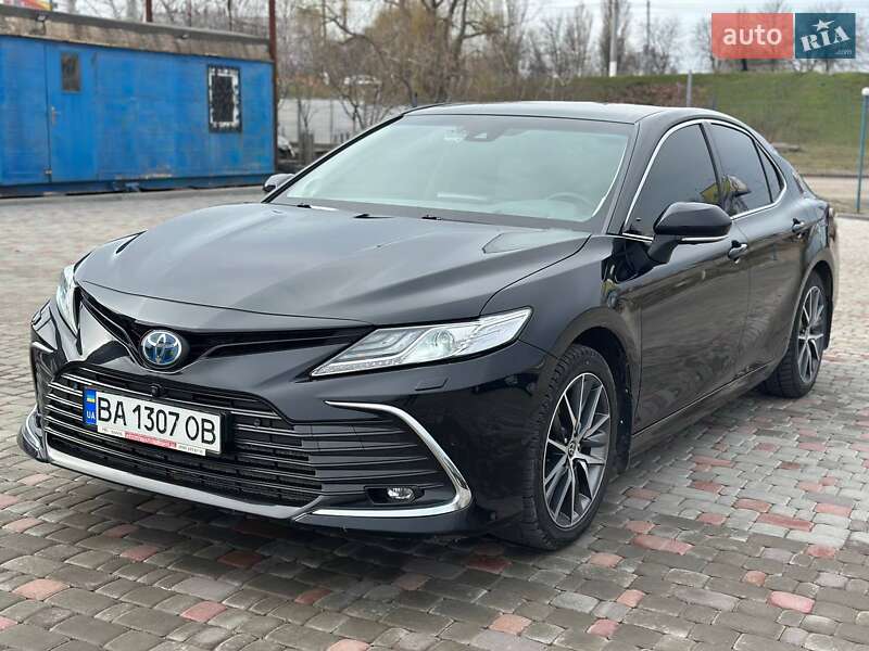 2021 toyota camry
