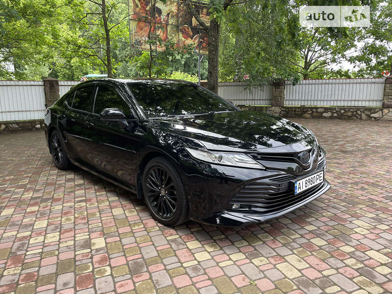 2020 toyota camry