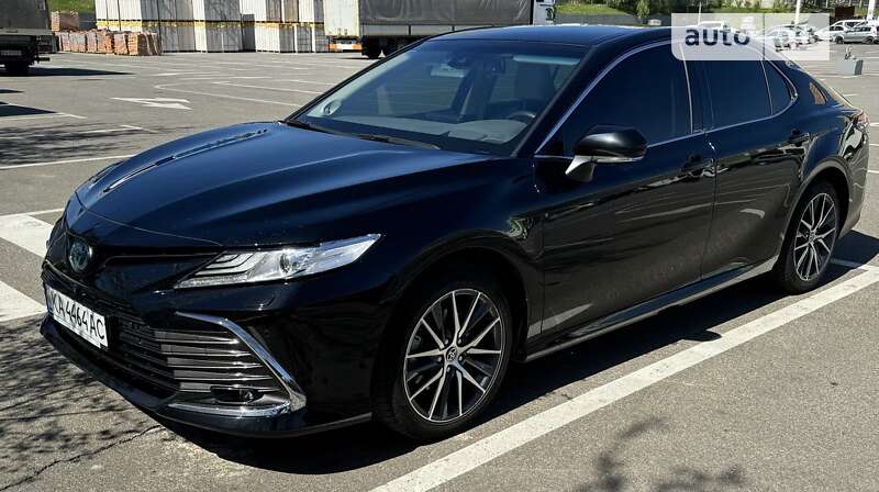 2021 toyota camry