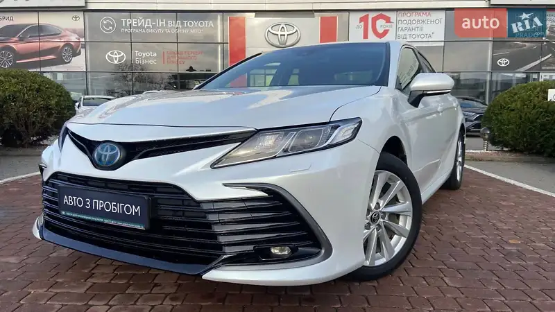 2021 toyota camry