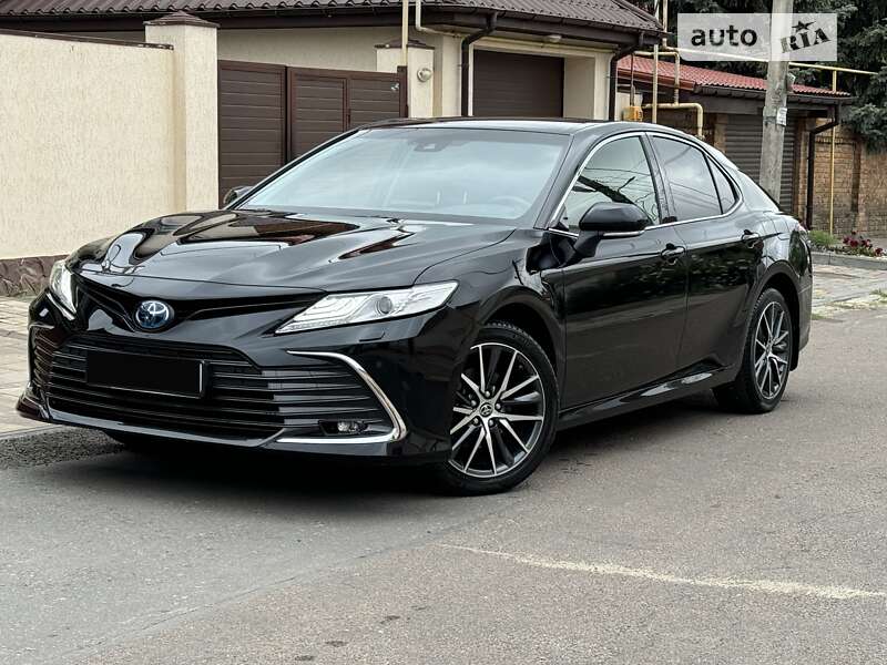 2021 toyota camry
