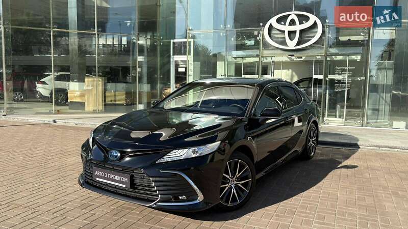 2022 toyota camry