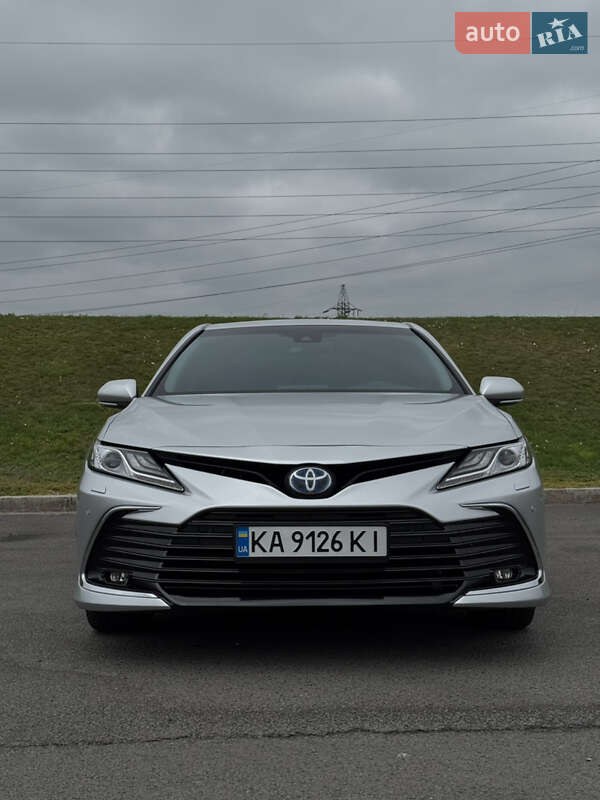 2021 toyota camry