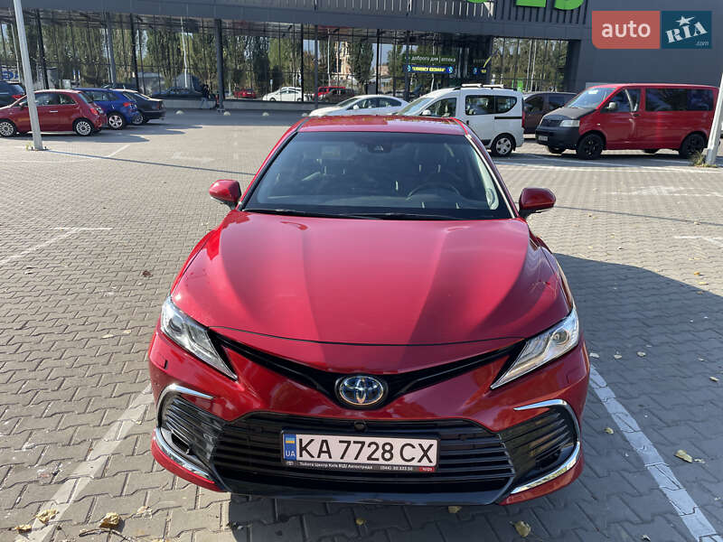 2021 toyota camry