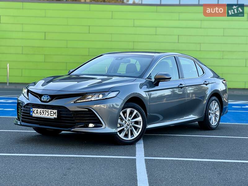 2021 toyota camry