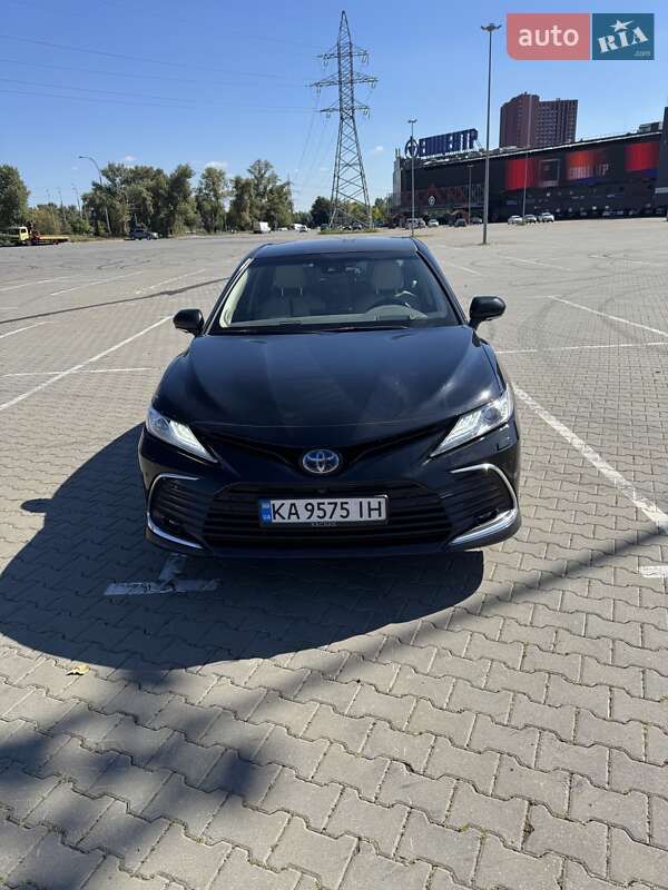 2022 toyota camry