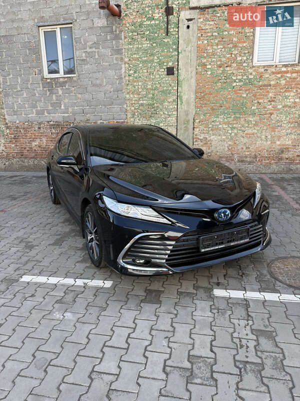 2021 toyota camry