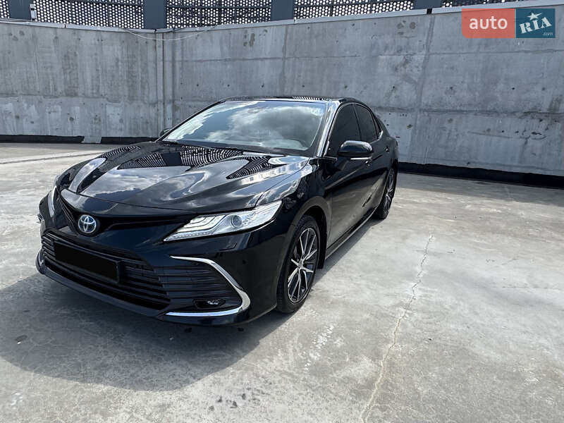 2021 toyota camry