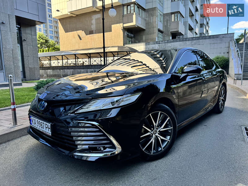 2021 toyota camry