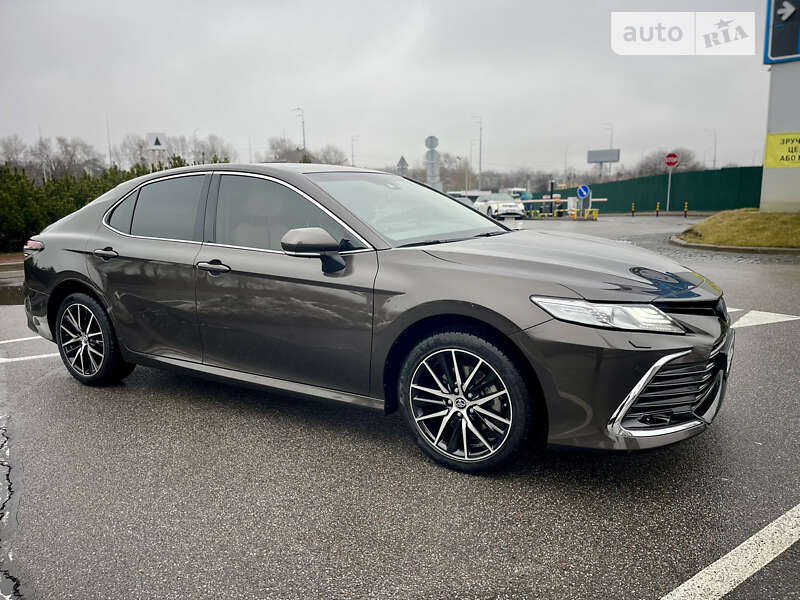 2022 toyota camry