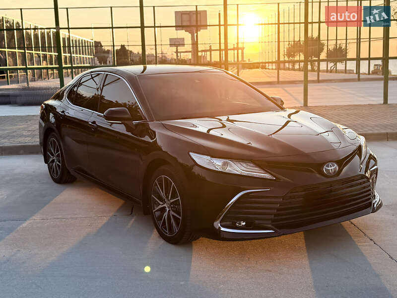 2021 toyota camry