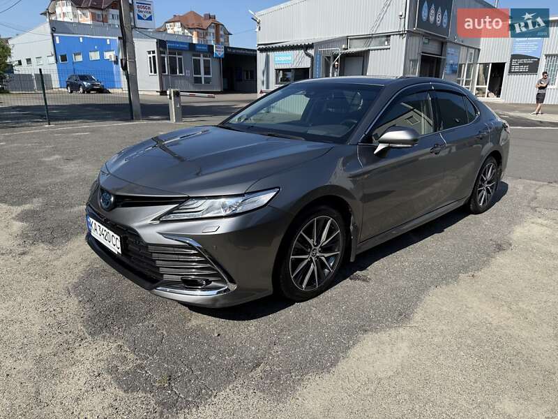 2021 toyota camry