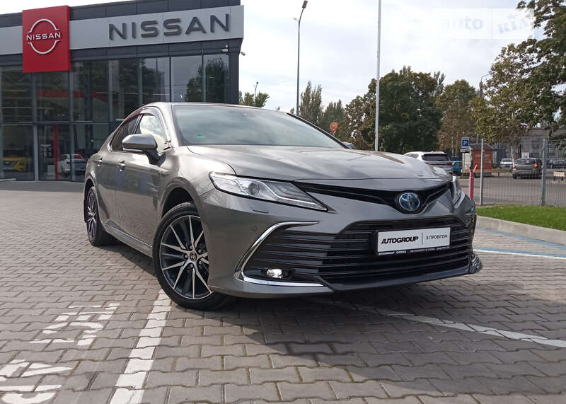 2022 toyota camry