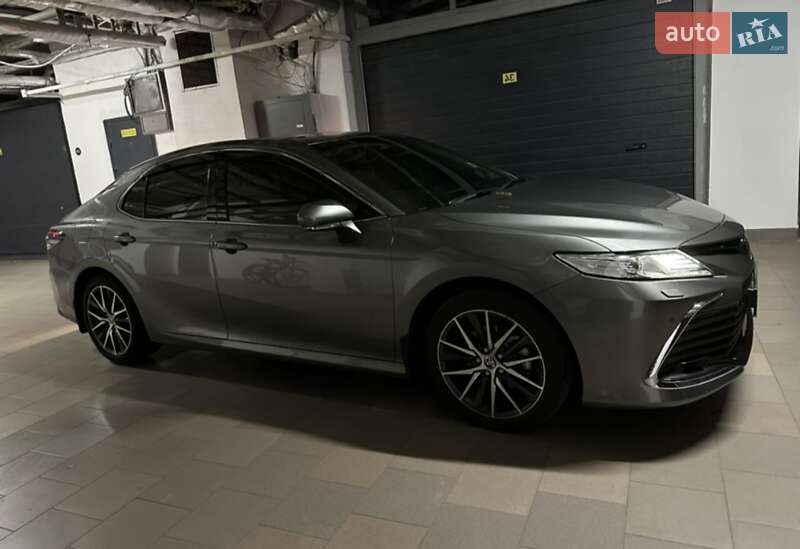 2021 toyota camry