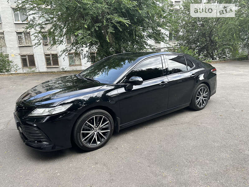 2021 toyota camry