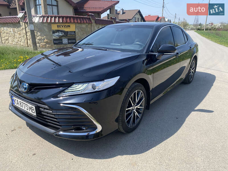 2021 toyota camry