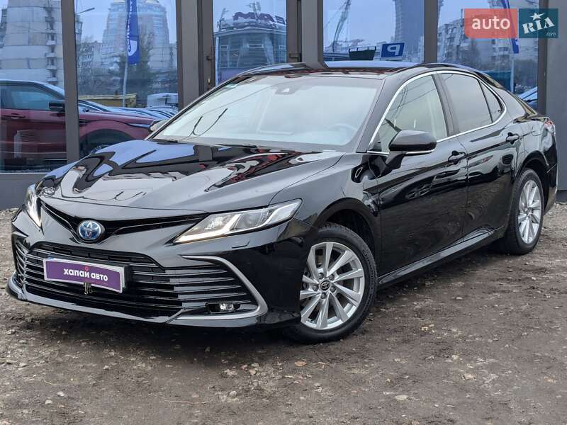 2021 toyota camry