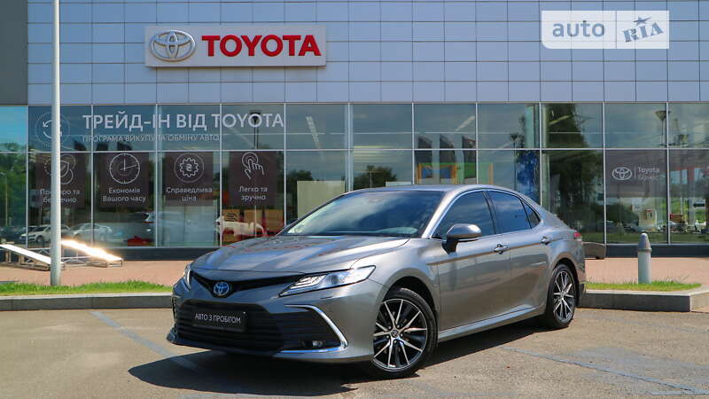 2021 toyota camry