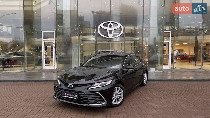 2022 toyota camry