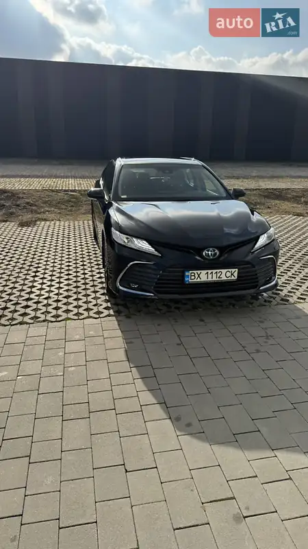 2022 toyota camry